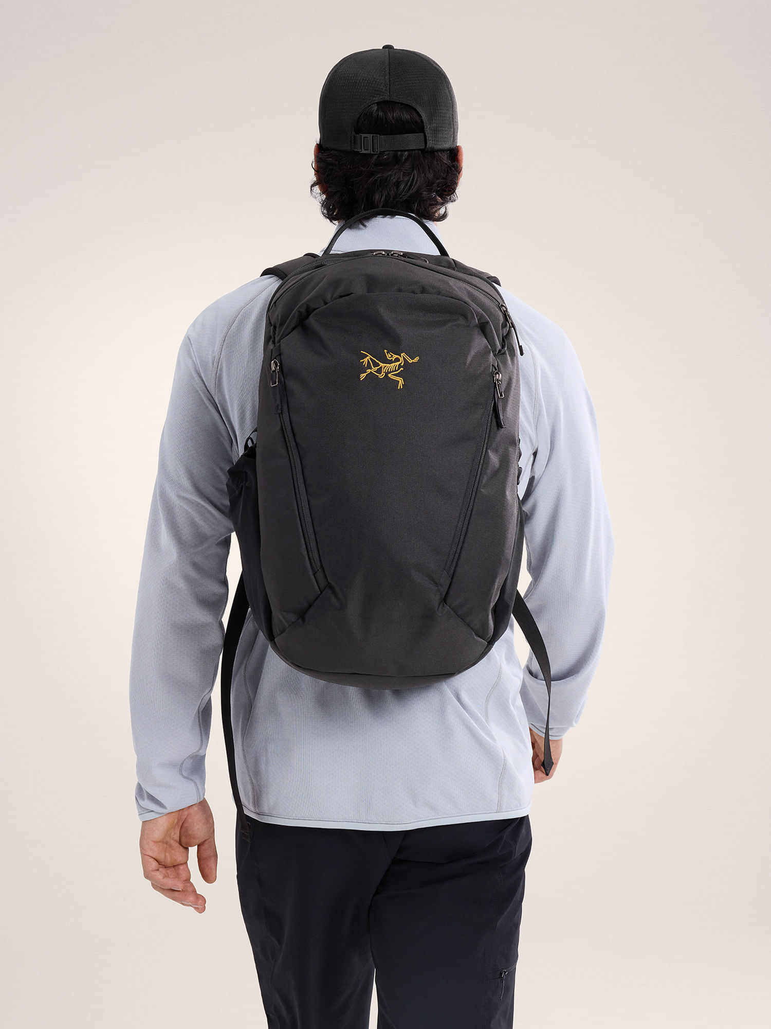ARC’TERYX Mantis 26 Backpack Arc'teryx Mantis 26 Backpack Daypack black 26 Liters - Transa.ch